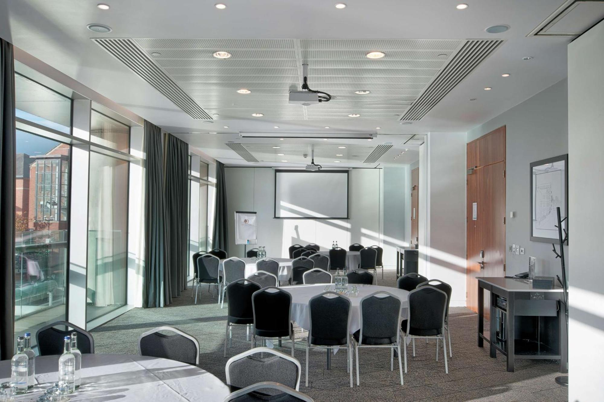 Hotel Doubletree By Hilton